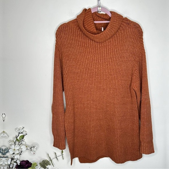 FREE PEOPLE Eleven Turtleneck Sweater Cocoa Tan - Picture 2 of 6